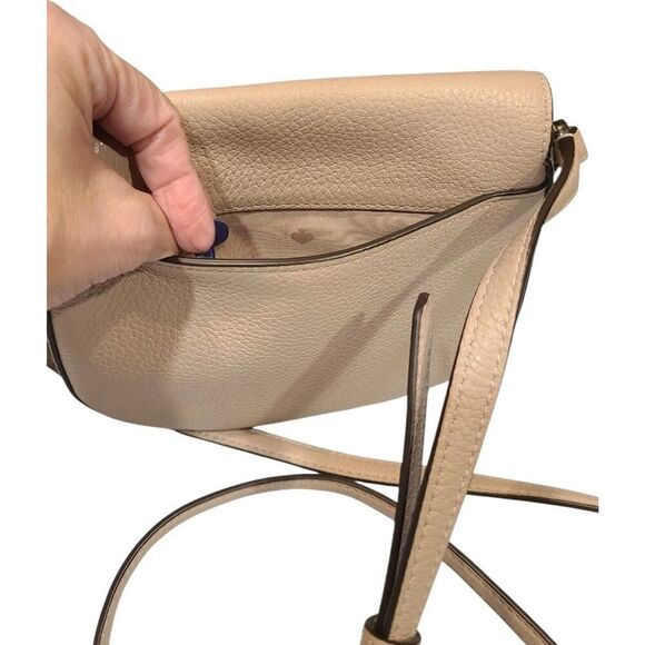 Kate Spade Leila Mini Flap Crossbody Warm Beige Leather, Adjustable Strap | EUC - Picture 10 of 16